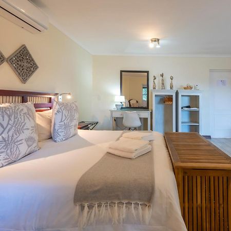 Bed and Breakfast 6 On Protea Knysna Esterno foto